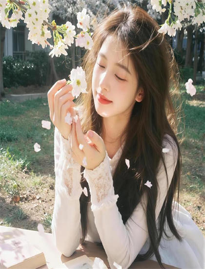 黑色电影技术揭秘：神秘印度的创作历程与幕后故事 ——黑色电影的专业鉴赏